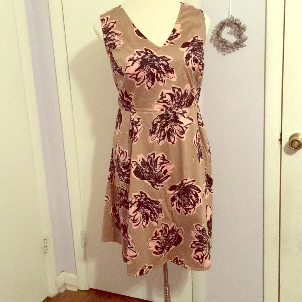 Stunning dress  💐 Sz 26 from Lane Bryantcloseout sale🎉
